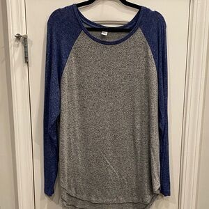 Old Navy Heathered Blue and Gray Long Sleeve Tee
